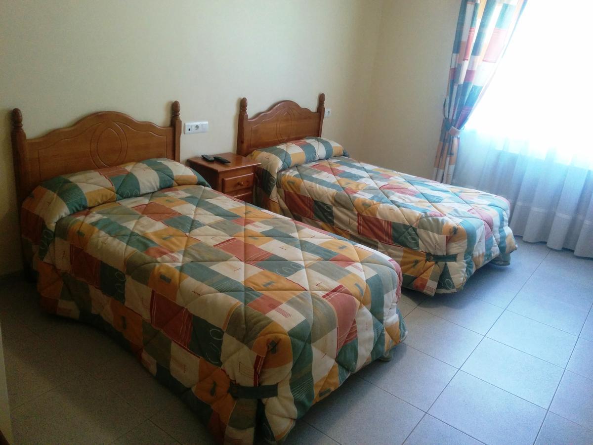 Hostal Carmen Hotell El Puente  Eksteriør bilde