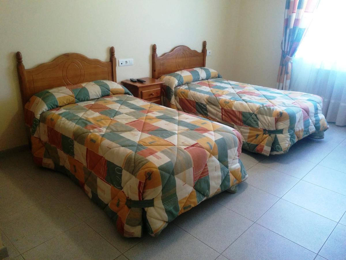 Hostal Carmen Hotell El Puente  Eksteriør bilde
